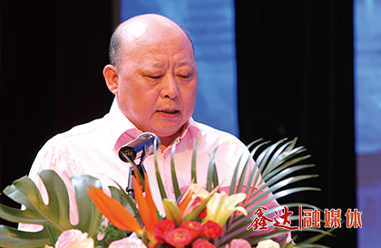 <p>1月，將2019年確定為&ldquo;強(qiáng)基固柢年&rdquo;之關(guān)鍵提升年，以&ldquo;強(qiáng)基固柢&rdquo;為主基調(diào)，以人為本抓管理，精品項(xiàng)目促轉(zhuǎn)型，精益創(chuàng)新強(qiáng)品質(zhì)，綠色文化樹形象，改善經(jīng)營提效益，創(chuàng)造鑫達(dá)集團(tuán)更大的新的奇跡； 1月10日下午，河北鑫達(dá)集團(tuán)2018年度總結(jié)表彰暨2019年工作部署大會在云南騰沖世紀(jì)金源大酒店隆重舉行，對集團(tuán)2018&ldquo;強(qiáng)基固柢&rdquo;年取得的各項(xiàng)成果進(jìn)行了全面總結(jié)，對2019年的生產(chǎn)經(jīng)營工作進(jìn)行整體部署，為集團(tuán)新一年的發(fā)展指明了方向；</p>
<p>3月，更名為&ldquo;河北鑫達(dá)鋼鐵集團(tuán)有限公司&rdquo;；</p>
<p>7月，河北鑫達(dá)集團(tuán)2019年上半年工作總結(jié)表彰暨工作再動員大會在吉林省東豐縣隆重舉行，通過總結(jié)上半年工作并對先進(jìn)集體的表彰，激勵先進(jìn)員工，為廣大員工樹立榜樣，形成奮勇爭先的工作氛圍；</p>
<p>9月，遼寧京東管業(yè)有限公司450m&sup3;高爐成功點(diǎn)火；</p>
<p>11月，110MW超高溫亞臨界煤氣發(fā)電項(xiàng)目成功并網(wǎng)發(fā)電，為集團(tuán)創(chuàng)造了可觀的經(jīng)濟(jì)效益和社會效益。</p>